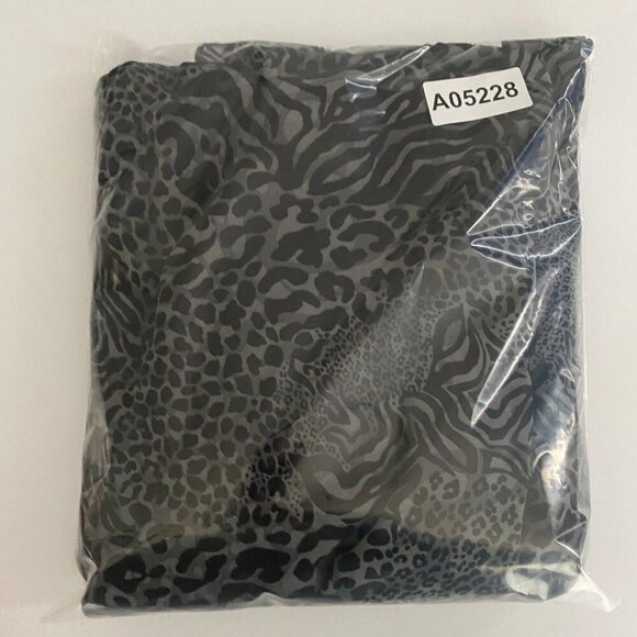 Torrid Smocked Blouse Size 2X Black Mesh Blouse Top Tulle Peplum Flare Sleeve - Picture 11 of 11